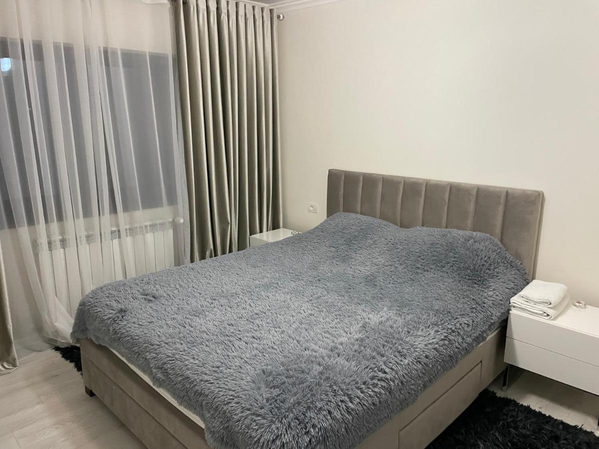 Apartment Scandinavia Mountain View Piatra Neamt