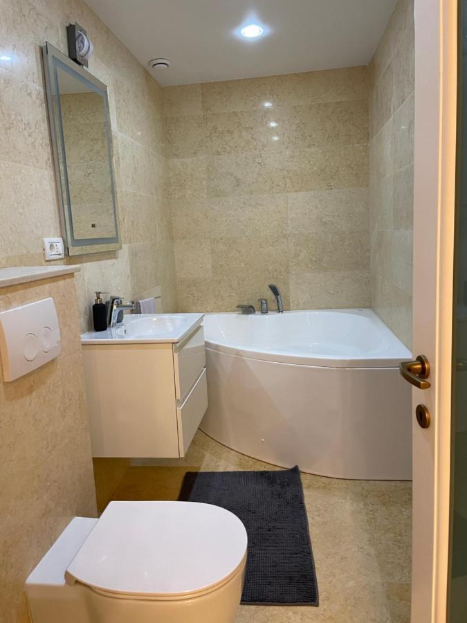 Apartamento Scandinavia Mountain View Piatra Neamţ